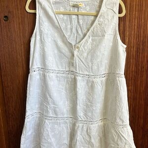 White Sleeveless Lace Top